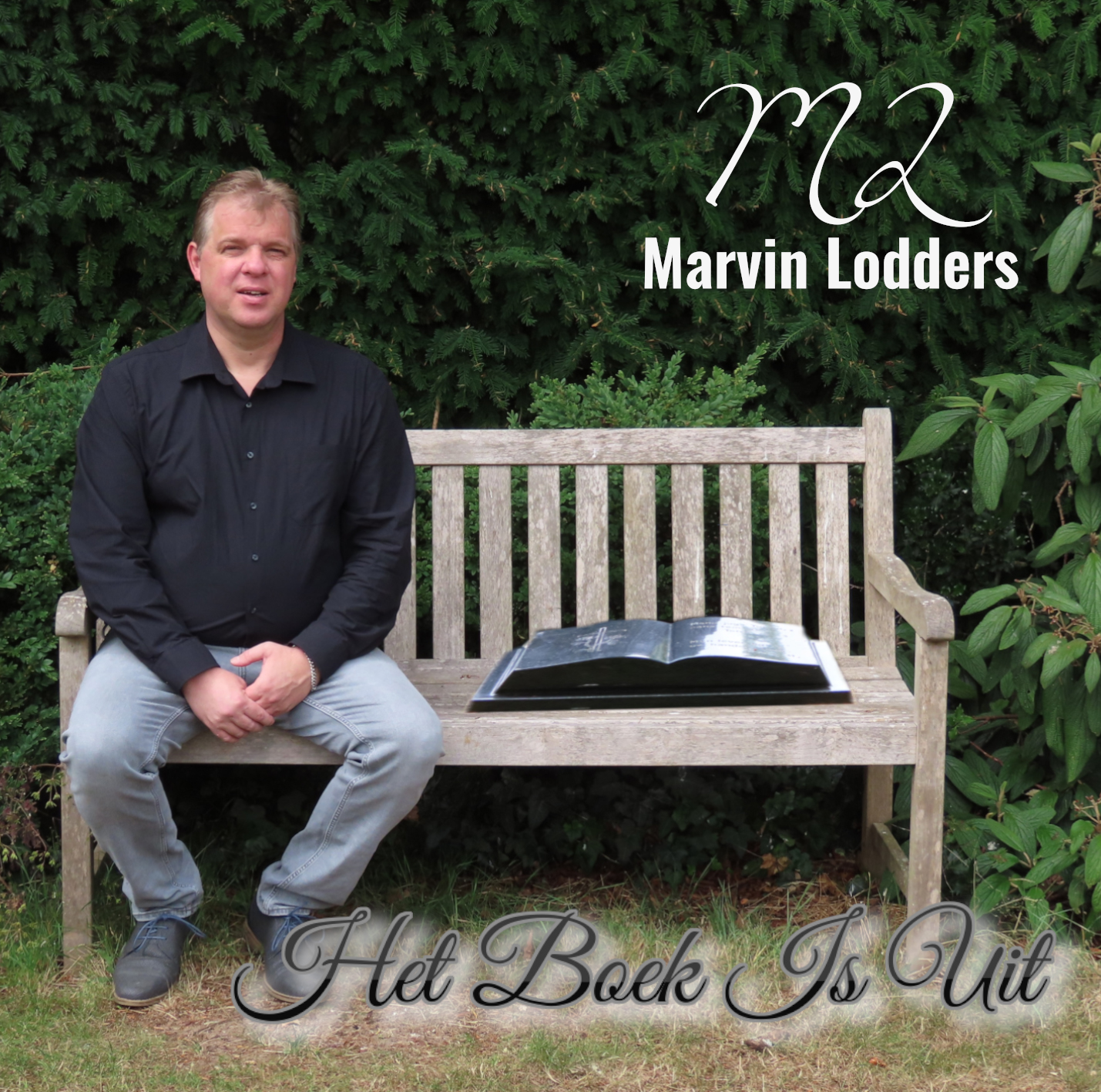 Het Boek is uit